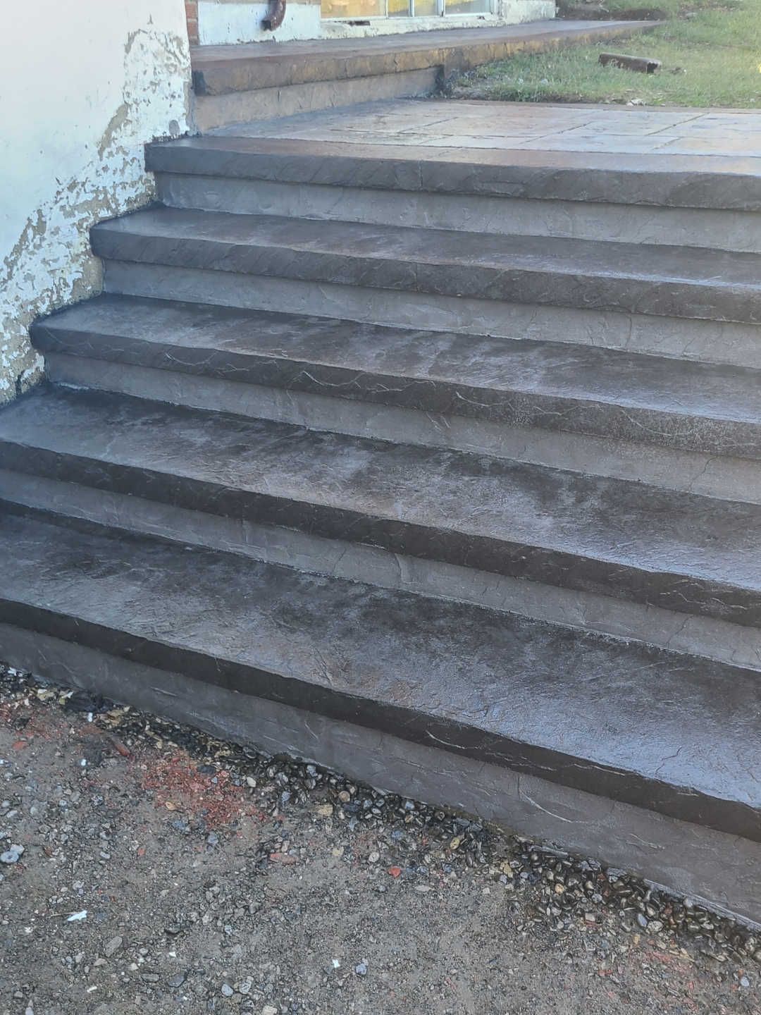 Stamped concrete side entrance steps